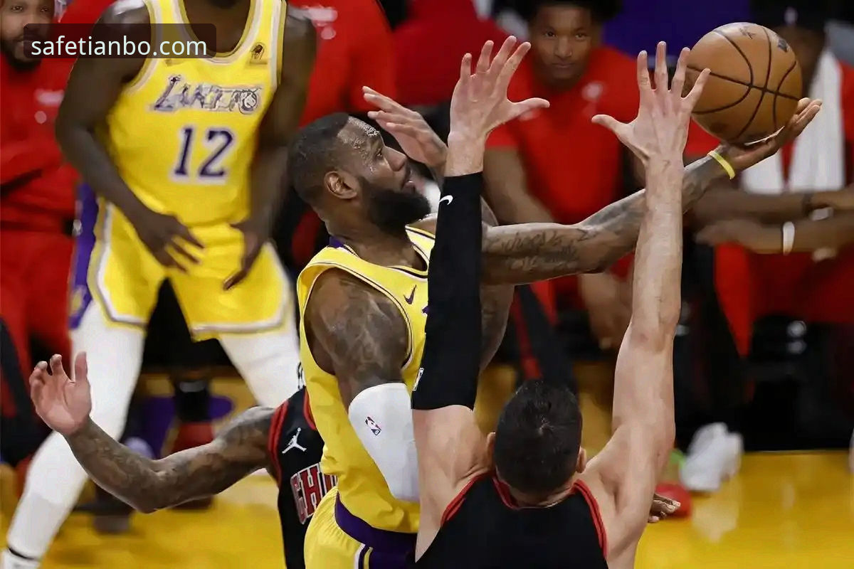 天博官网一键下载最新版 揭秘湖人137-130力克步行者背后,东契奇43分盛宴的观赛新趋势